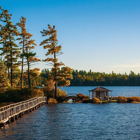 Hotel White Pine Camp Paul Smiths Exterior foto