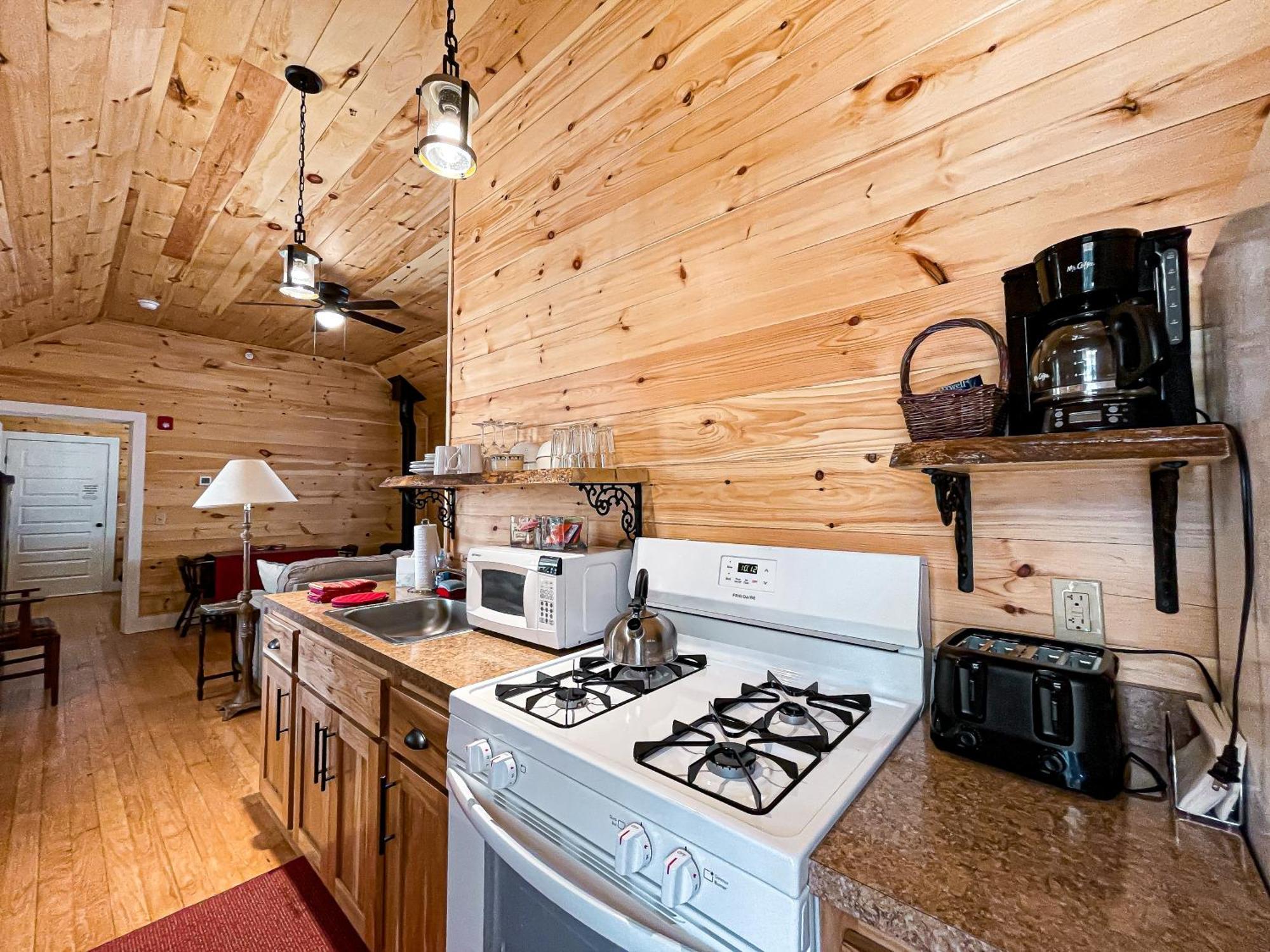 Hotel White Pine Camp Paul Smiths Zimmer foto